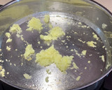 Foto del paso 3 de la receta: Arroz con calamares en lata