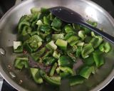 A picture of step 3 of Capsicum subji.