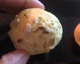 Foto del paso 5 de la receta: Pancitos de orégano rellenos de Queso