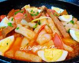 Hình bước làm 3 của món Toppoki làm từ cơm nguội