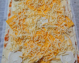 Foto del paso 9 de la receta: Pizza 5 quesos