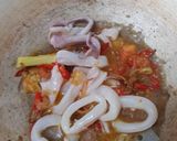 Foto langkah ke 4 dari resep Cumi Saos Merah.
