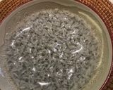 A picture of step 2 of Butterfly Pea Mango Sticky Rice.