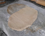 Foto del paso 11 de la receta: Coca brioche rellena de crema pastelera y manzana caramelizada