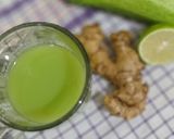 Foto langkah ke 2 dari resep Minuman mentimun untuk diet.