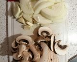 A picture of step 2 of Sausages in wine sauce.