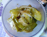 Foto del paso 9 de la receta: Crema de calabacín albino con hinojo y virutas de queso de cabra