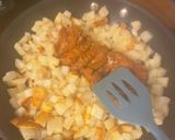 A picture of step 3 of Chorizo w/Papas.