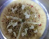 صورة لخطوة 3 من وصفة بيتزا