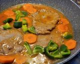 Foto del paso 5 de la receta Ternera en salsa al aroma de las especias