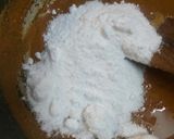 A picture of step 4 of Besan Laddu.
