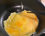 A picture of step 1 of Stir fried eggs and Chinese chives.