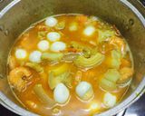 A picture of step 4 of Mi Quang with Shrimp and Pork.