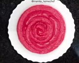 A picture of step 4 of Beetroot Hummus.
