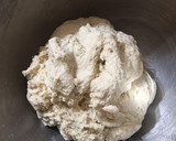 Foto del paso 3 de la receta: Pan de cebolla /levadura fresca con masa madre