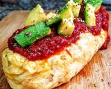 Foto del paso 4 de la receta: HUEVOS RELLENOS🥚🌶️🍅🌰🥩🧀🥑 En Bolsa...!