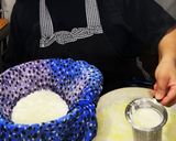 A picture of step 3 of Quesillo.