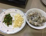 รูปขั้นตอนการทำที่ 1 ของ กุ้งผัดพริกขี้หนู