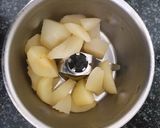 A picture of step 4 of Steamed Pear Puree For Babies.