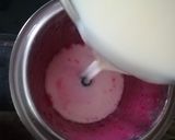 A picture of step 2 of Strawberry Milkshake.