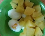 Foto langkah ke 1 dari resep Semur Telur Kentang.