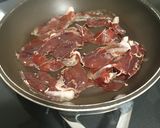 Foto del paso 4 de la receta: Crema de verduras asadas con pipas y jamón crujientes