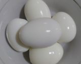 Foto langkah ke 1 dari resep Telur Pindang Teh (Tanpa Kecap).
