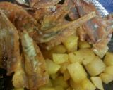Foto langkah ke 3 dari resep Ikan Asin Kentang🌷.