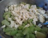 Foto del paso 1 de la receta: Chayotes con queso