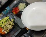 Foto del paso 1 de la receta: Risotto de verduras a la crema de quesos