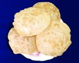 A picture of step 5 of Luchi / Puri.