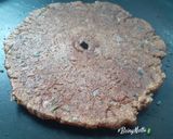 A picture of step 5 of Nachini Thalipeeth.