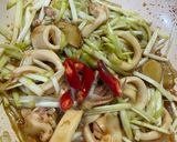 現流透抽快炒黃韭菜的食譜步驟3照片