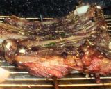Foto del paso 8 de la receta: Cordero a las hierbas con papas noisette en salsa de roquefort