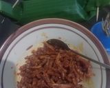 Foto langkah ke 5 dari resep Nasi Bakar Sambal Ikan Bilis.
