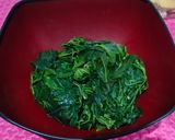 Foto langkah ke 1 dari resep Gulai daun singkong, kacang hijau dan telur puyuh.