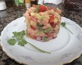 Foto del paso 4 de la receta: Tartar de salmón, aguacate y verduritas
