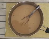 Foto langkah ke 3 dari resep Puding Kopi Coklat Biskuit.