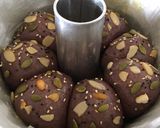 Foto langkah ke 5 dari resep Roti Sobek, tepung ketan item.