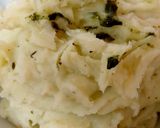 A picture of step 4 of My Minted Mashed Potatoes 😙.