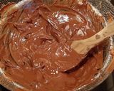 Une image de l'étape 2 de Fraises enrobées de chocolat.
