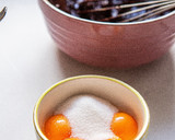 Foto del paso 4 de la receta: Bizcocho húmedo de castañas y chocolate 🌰🍫