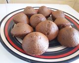A picture of step 9 of BlackForest Muffins With Whipping Cream.