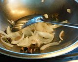 A picture of step 6 of Mushroom Biriyani.