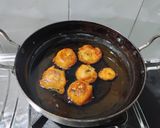 A picture of step 3 of Mysore Bonda.