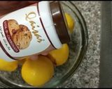 A picture of step 3 of Fresh lemon juice in jar|| and lemonade.
