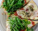 Foto del paso 7 de la receta: Pizza con masa de harina de garbanzos, saludable y espectacular