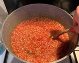 Foto del passaggio 4 della ricetta Risotto al pomodoro con riduzione di basilico 🌿