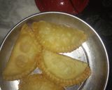 गुजिया (gujiya recipe in Hindi) रेसिपी चरण 7 फोटो