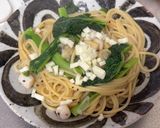 A picture of step 4 of Canola Flowers Spaghetti.